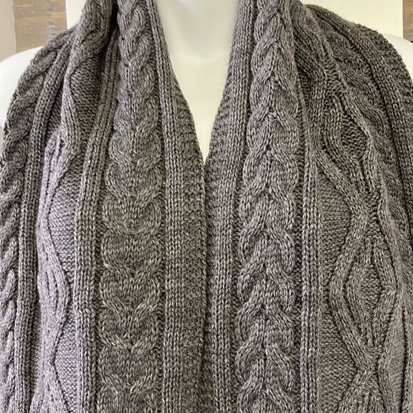 Dark Gray Cable knit Winter Acrylic Scarf- Unisex - Picture 5 of 9